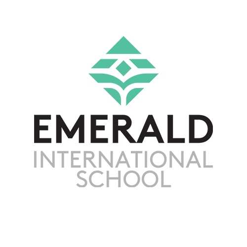 Emerald International School logo